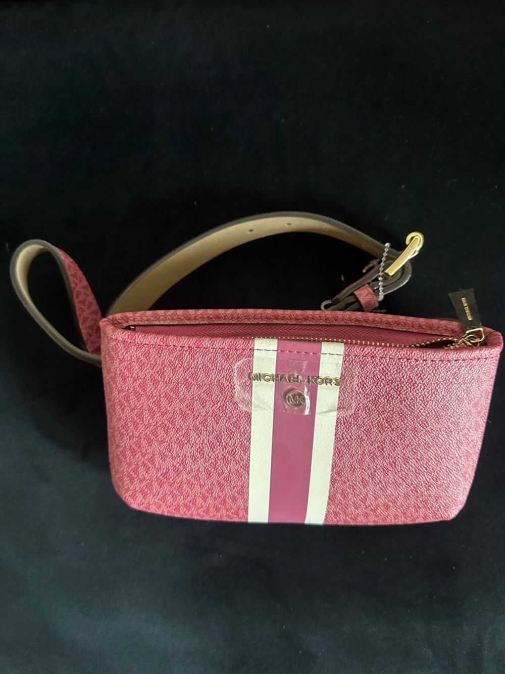 NWT Michael Kors Pink Wristlet Wallet w/ Stripe – New w/ Tags